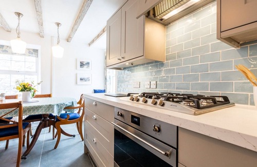 Newport House | A beautiful coastal townhouse in the heart of Newport, Pembrokeshire
