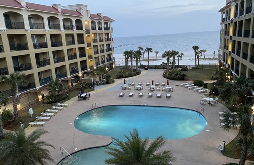 Henderson Point Condo | A Beautiful Condo On The Beach of Pass Christian! 2 Bedroom2Bath - nSleeps 4!