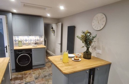 Ilkley House | A beautiful four bedroom cottage located in the heart of historic Ilkley.