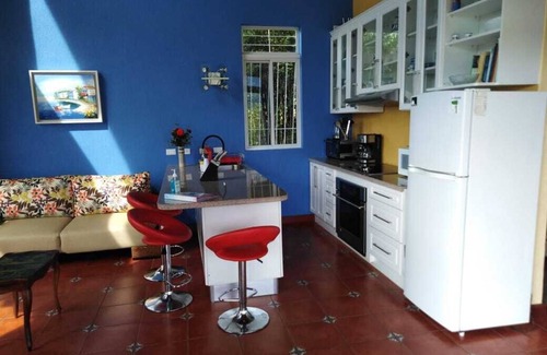 Orosi House | A beautiful home. Close to Orosi Thermal Pools!