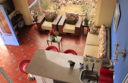 Orosi House | A beautiful home. Close to Orosi Thermal Pools!