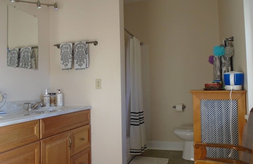 Connellsville Bed & Breakfast | A Beautiful Home in city near restaurants and activities