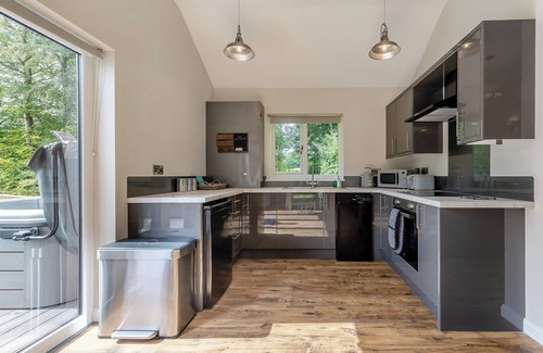 Llanybydder Cottage | A beautiful lodge in tranquil surroundings with a hot tub - perfect.