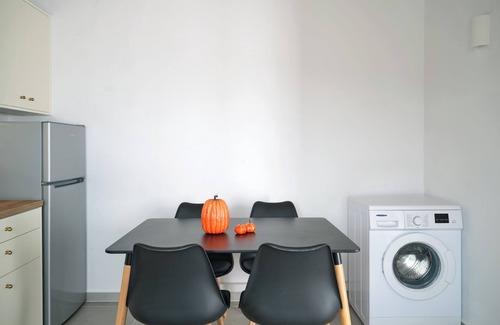 Lefkes House | A beautiful modern house, with equipped kitchen, 2 bedrooms and an amazing view
