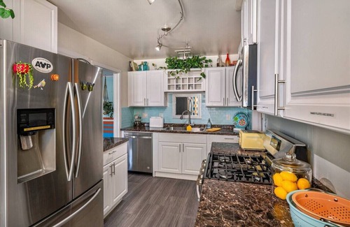 Fullerton House | A beautifully-decorated vacation home less than 5 miles to Disneyland