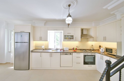 Kalkan Villa | A beautifully maintained 3 bedroom villa with private pool and rooftop terrace