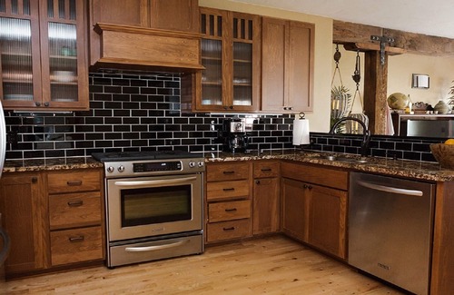 Astoria Condo | A beautifuly appointed 2 Bedroom 2 bath condo