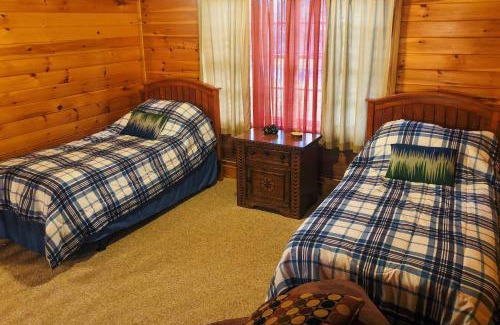 Fleetwood House | A Bit of Heaven Cabin Less Than 13 Miles from Boone!