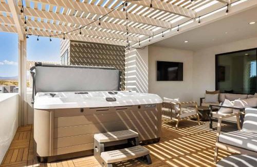 St. George House | A Bit of Paradise townhouse