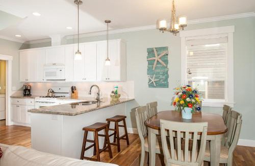 Nelscott House | A Bit of R n R