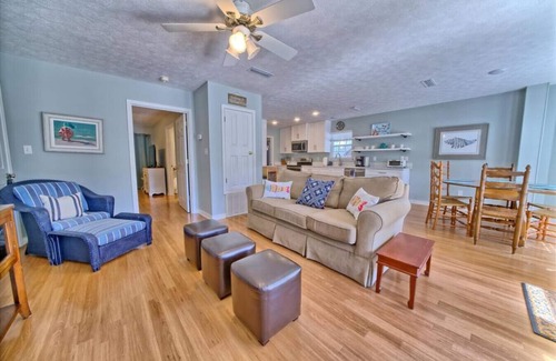 Watercolor House | A Block Away Bliss: Steps from Seaside & Sand!