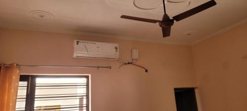Kharar House | A Blooming Retreat-Holiday Home 3BHK