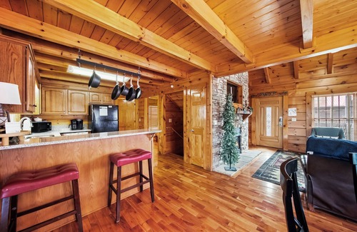Pigeon Forge Cabin | A Breath Of Fresh Air No Matter The Weather