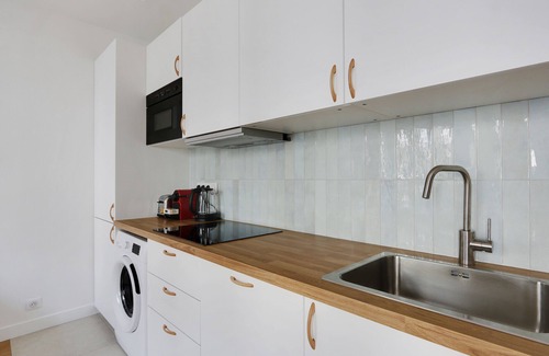 Charonne Apartment | A Bright 2-BR in Nation - Charonne