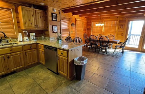Gatlinburg - Pigeon Forge Cabin | A Cabin With An Extraordinary View