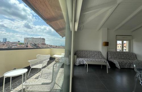 Borgo Dora Apartment | A casa di Manu - nuovissimo attico con terrazzo