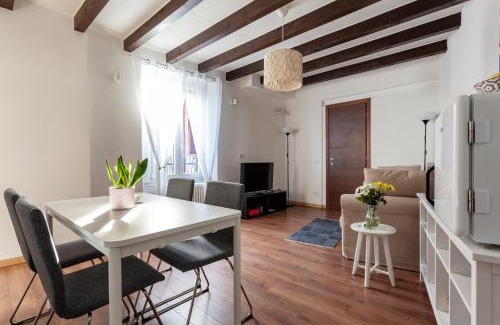 Intra Apartment | A central quiet place in Verbania