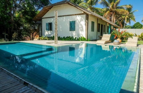 Trancoso House | A charming and comfortable house with its modern rustic decor