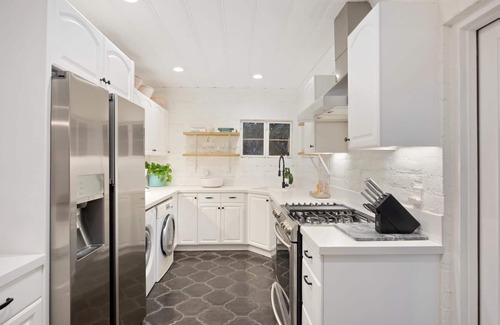 Tahquitz River Estates House | A Charming Bungalow with Private Pool and Green Space!