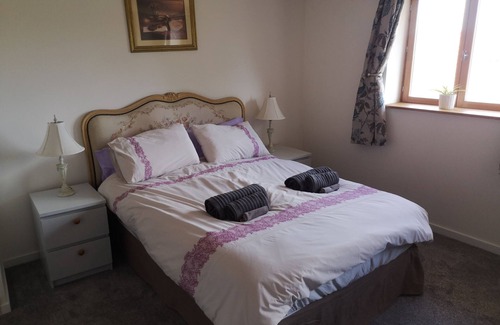 Saint-Mathieu Cottage | A Charming Cottage to Rent in the Beautiful Countryside of the Limousin