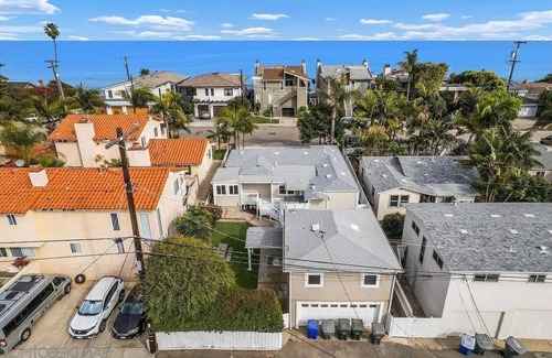 Encinitas Apartment | A Charming Hidden Gem, two blocks to Moonlight Beach