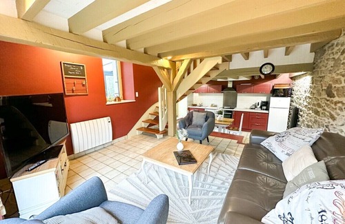 Yffiniac Cottage | A charming old farm, close the sea