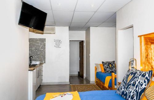 Bloemfontein House | A Cherry Lane Self Catering and B&B