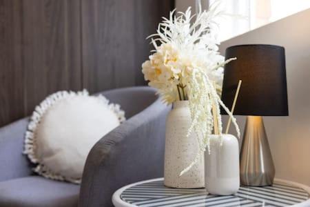 Bondi Beach Apartment | A Chic Beach Studio 5min walk To Bondi Beach