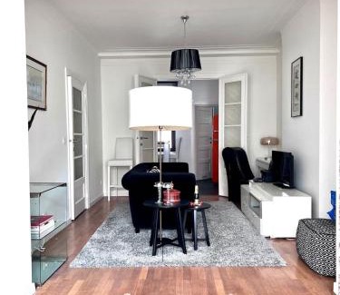 Quartier des Quais - Kaaienwijk Apartment | A Chic Haven in the Heart of Urban Nature