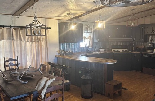 Walden House | A Colorado Rocky Mountain View