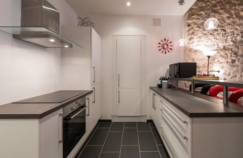 Annecy Old Town Apartment | A corner of paradise in the old town of Annecy