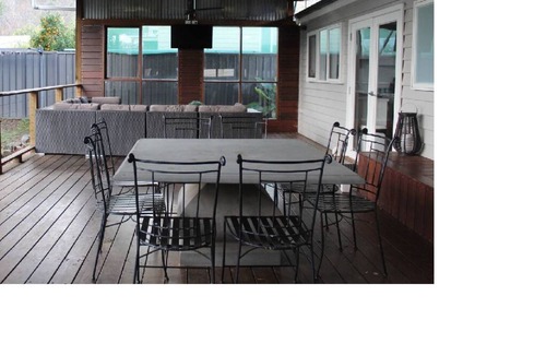 Eildon House | A cosy and quiet retreat, walking distance to town and Eildon pondage.