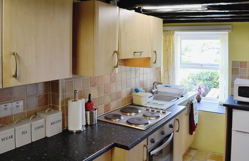 Talsarnau Cottage | A cosy cottage for four with a wood burner and large, shared garden.