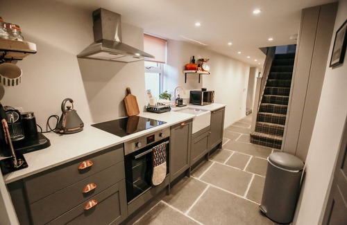 Whitbeck Cottage | A cottage that sleeps 2 guests in 1 bedroom