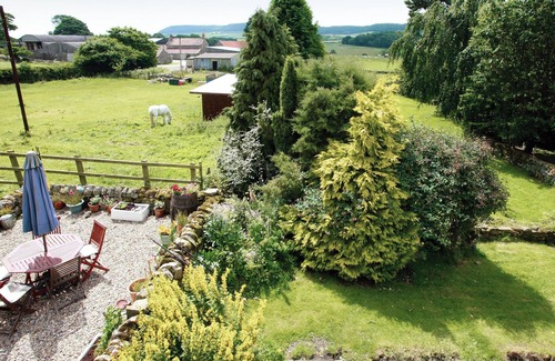 Staintondale Cottage | A cottage wing, with outstanding views.