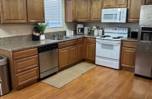 Fairbanks Apartment | A Cozy 3-bedroom, centrally located in peaceful Fairbanks with WiFi