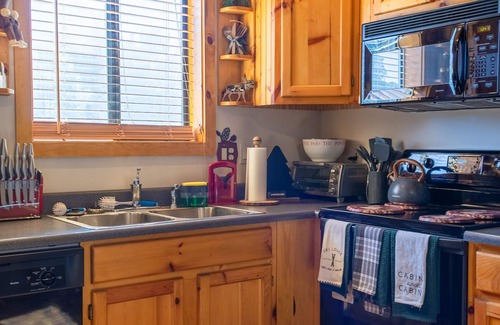 Overgaard Cabin | A cozy cabin in the White Mountains