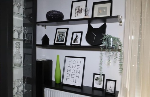 Athens Apartment | A cozy modern apartment 4 minutes walk from metro