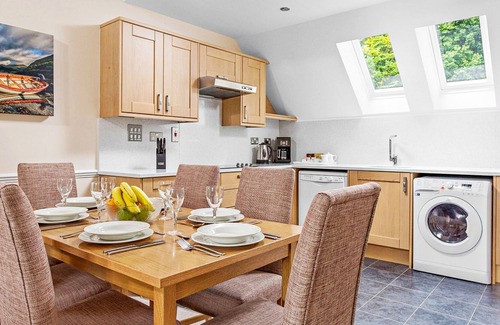 Kenmore Condo | A Cozy Retreat at Kenmore's Condo Resort