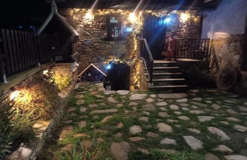 Vilamartin de Valdeorras House | A curuxa casa rural