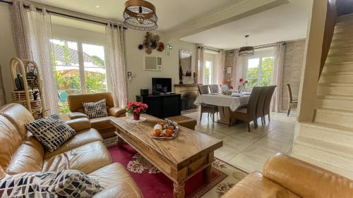 Ver-sur-Mer House | "A D-Day Heritage House in Ver-Sur-Mer"