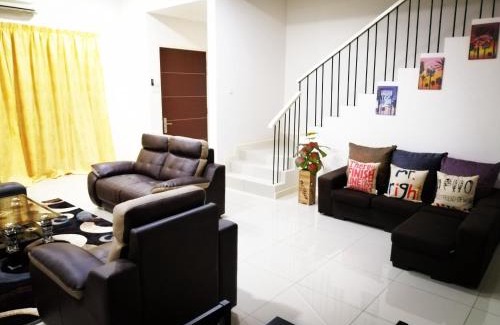 Kota Warisan House | A&D Home-stay @Kota Warisan, Sepang (KLIA 15 min)