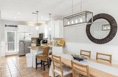 Santa Rosa Beach House | "A Day In The LIfe" - 2 Minute Walk To The Beach! - Community Pool