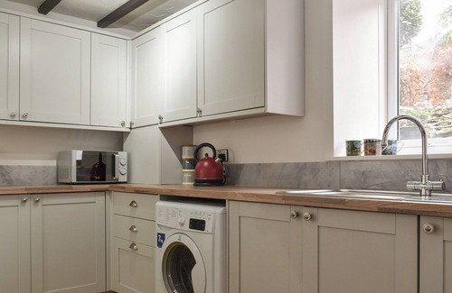 Wirksworth Cottage | A delightful break with your loved ones awaits at Maisie’s Cottage.