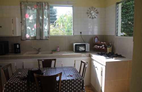 Lamentin House | a detached house