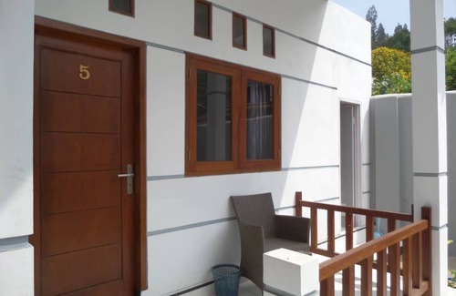 Ngadisari House | A double bedroom near Rehat Bromo Rst. & Warung Rinjani