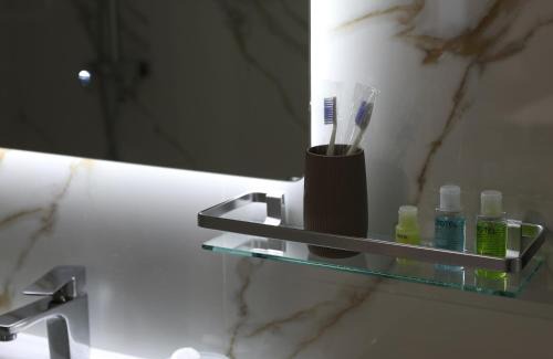 Erebuni Hotel | A e k a HOTEL