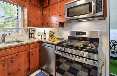 East Lake House | A East Lake/Decatur Mid Century Bungalow