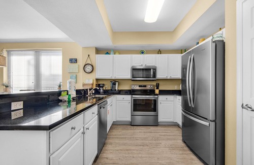 Navarre Beach Condo | A FAMILY FAVORITE~ FREE BEACH SVC., 149 + 5 STAR REVIEWS! Build memories here
