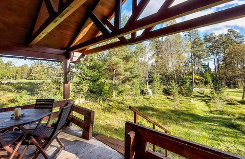 Lidhult House | A family friendly cottage near the lake and forest.